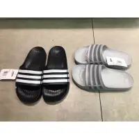 在飛比找蝦皮購物優惠-Adidas 防水 拖鞋 黑色 g15890 白U43664