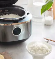Danoz Kitchen - Mini Rice Cooker 2L for 1-3 People LED Touch Panel FA-F20 AU Model