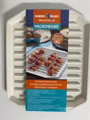 Nordic Ware Microwave Compact Bacon Rack Brand New