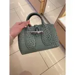 【歐洲OUTLET正品】LONGCHAMP 鱷魚紋 莫蘭迪綠 綠色 肩背包 側背包 0405