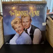 The Tunnel of Love LASERDISC - SEALED Richard Widmark Doris Day