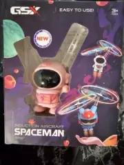 Flying Spaceman Innovative Infrared Induction Toy with LED Lights