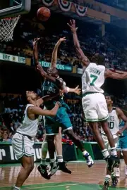Larry Johnson Charlotte Hornets shoots v Rick Fox and Dee Brown Bo- Old Photo