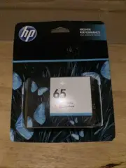 HP INK CARTRIDGE TRI-COLOR 65 Expires February 2023 02-23 New