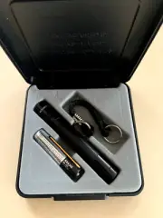 MAG-LITE SOLITAIRE Flashlight in square travel case