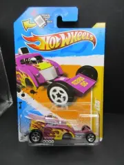 2012 NEW MODELS Hot Wheels ALTERED EGO 39/247 (M)