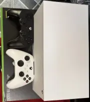 Xbox Series X 1TB Digital Edition Robot White - Includes Xbox Wireless Controlle