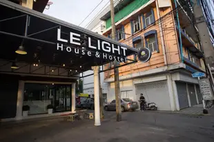 OYO 531 Le Light House & Hostel