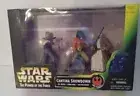 STAR WARS Power of the Force CANTINA SHOWDOWN PLAYSET w/ 3 ACTION FIGURES NEW