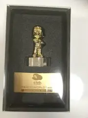 Gold Super Mario Figure Statue Club Nintendo Platinum Member Goiden Limited New