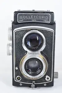 在飛比找Yahoo奇摩拍賣-7-11運費0元優惠優惠-Rollei CORD 德國製TLR 雙眼相機 功能正常.可