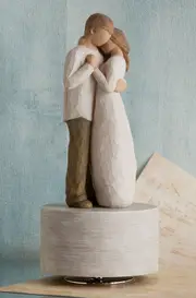 Willow Tree Promise Musical Figurine The Promise of Love Susan Lordi 26457
