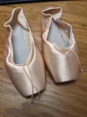 Bloch Heritage Satin Pointe Shoes S0180L Ballet BalletCore Dance Coquette NWB