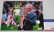 SIR ALEX FERGUSON Hand Signed Man Utd 8'x10' Photo + PSA DNA COA P33547