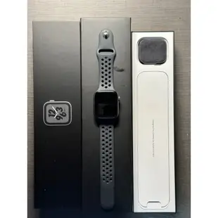 Apple Watch Nike+ Series 4 (GPS+行動網路）44MM太空灰鋁金屬+Nike運動型錶帶