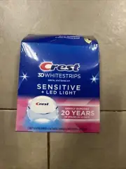 Crest 3D Whitestrips Sensitive + LED Light - 14 Treatments - EXP 12/2025