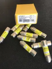 10 New Bussmann LP-CC-1 Class CC 1 Amp Fuses 600 LOW-PEAK NEW LOOK NIB