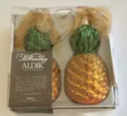 NIB Williamsburg Glass Pineapple Hospitality Ornaments 4” (2 Pieces In Box)
