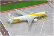 1:400 JC Wings Nokscoot BOEING 777-200ER Passenger Airplane Diecast Plane Model