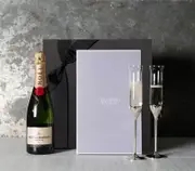 Vera Wang &amp; Mot &amp; Chandon