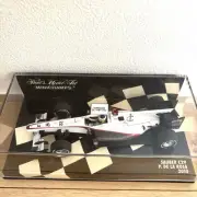 Minichamps 1/43 Sauber C29 P. de la Rosa 2010