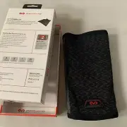 McDavid MD5213-01-32 Hyperblend Knee Sleeve W/Gel-Small
