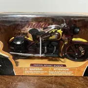 NEWRAY 1:12 1934 INDIAN SPORT SCOUT CLASSIC DIECAST MOTORCYCLE BROWN & Yellow