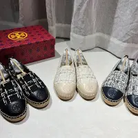 在飛比找Yahoo!奇摩拍賣優惠-現貨直出 tory burch TB2023春季新款洋氣平底