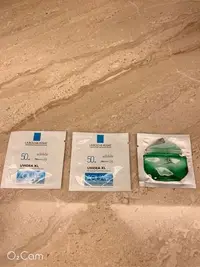 在飛比找Yahoo!奇摩拍賣優惠-理膚寶水-防曬露50UA++++*2+碧兒泉水草保濕凝凍*1