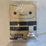 PALLADIUM 7-11 DISNEY 迪士尼100周年系列 限量斜背隨身小包（奶茶色）