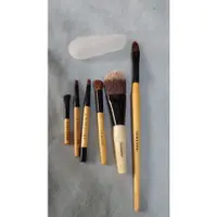 在飛比找蝦皮購物優惠-二手bobbi brown brush  bobbi bro