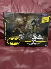 Spin Master DC The Caped Crusader: BATMAN vs CLAYFACE (BATCYCLE / BATMOTO) NIB
