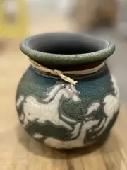 Art Pottery Raku Jeremy Diller Horses Spirit Iridescent Purple Small Vase Signed