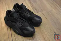 在飛比找Yahoo!奇摩拍賣優惠-【Brand T】NIKE WMNS AIR HUARACH