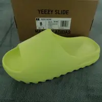 在飛比找Yahoo!奇摩拍賣優惠-Adidas Yeezy Slide Glow Green 
