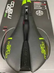 Selle San Marco Saddle Mantra Carbon FX Narrow Open (Pce) Black Green
