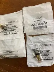Corning 95-200-51 SM, ST fiber optic Unican connectors. Quan. 15
