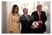PRESIDENT DONALD TRUMP, MELANIA & VLADIMIR PUTIN SOCCERBALL BARRON 4X6 PHOTO
