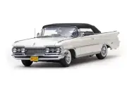 1959 Oldsmobile 98 WHITE 1:18 SunStar 5233