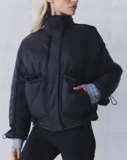 Decjuba D-LUXE Black Boxy Puffer Jacket- XS- New BNWT