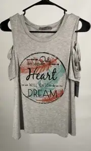 Edge Yoo Woman’s Size XS Gray Graphic Cold Shoulder Shirt Top A52