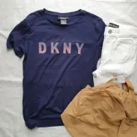 在飛比找蝦皮購物優惠-正品 DKNY T 恤