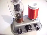 807 REGENERATIVE RADIO RECEIVER SHORTWAVE (1700 KHZ TO 16.5 MHZ)