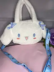 Cinnamoroll Plush Character Crossbody White Girl's Purse Hello Kitty / Bolsita