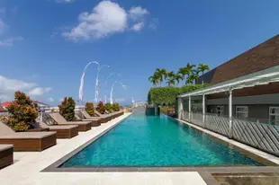 庫塔高級商務飯店PrimeBiz Hotel Kuta