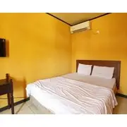 Oyo 93119 Guest House Leo Patra