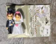 Vintage 2# Cake Topper Bride And Groom Wedding /Brunette /Black Tux