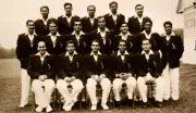 CRICKET The Pakistan Cricket team 1954 OLD PHOTO