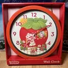 The World Of Strawberry Shortcake Battery Operated Wall Clock Rare Graphic New