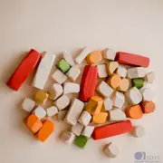 Q Toys Jumbo color stacking gems set of 50